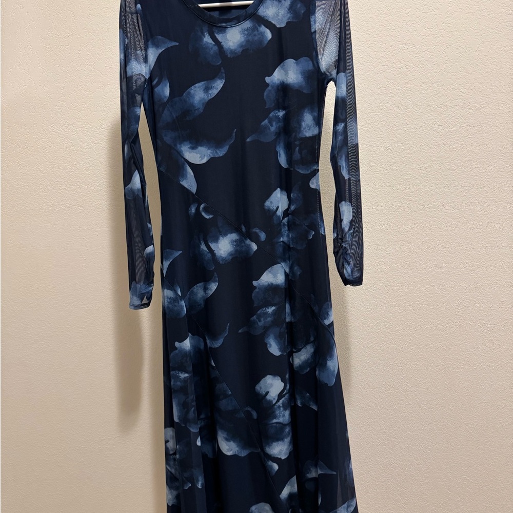 Elegant Blue Floral Long Sleeve Dress
